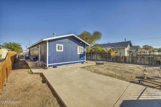 687 Douglas Street, Fallon, NV 89406