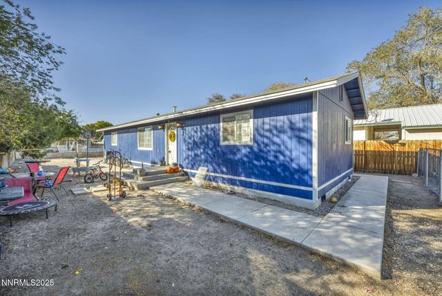 687 Douglas Street, Fallon, NV 89406