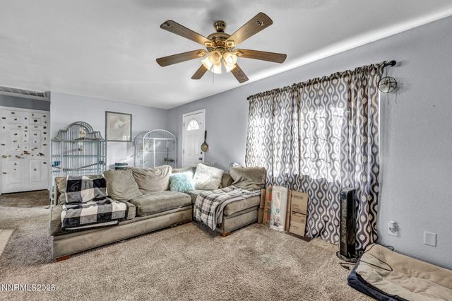 687 Douglas Street, Fallon, NV 89406