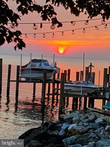 2032 KURTZ AVE, Pasadena, MD 21122