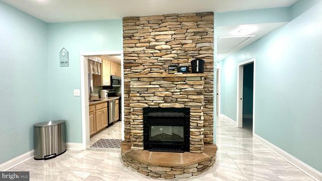 2032 KURTZ AVE, Pasadena, MD 21122