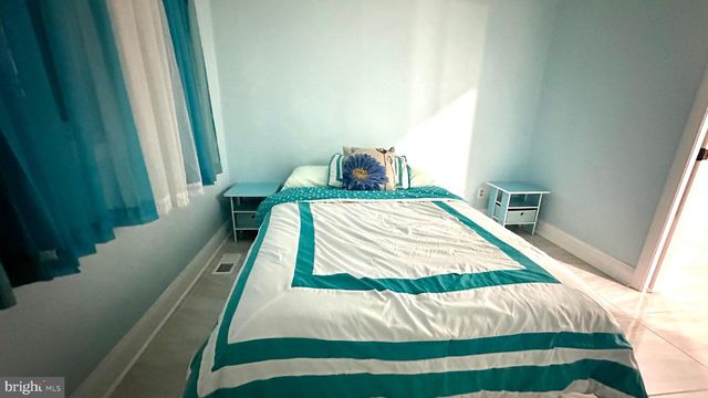 2032 KURTZ AVE, Pasadena, MD 21122