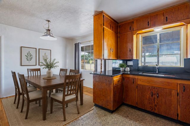 2801 Alvarado Drive NE, Albuquerque, NM 87110