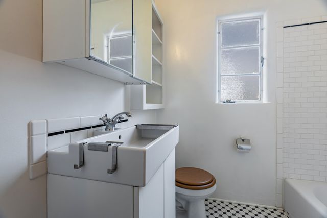 2801 Alvarado Drive NE, Albuquerque, NM 87110