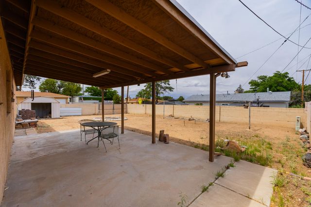 2801 Alvarado Drive NE, Albuquerque, NM 87110