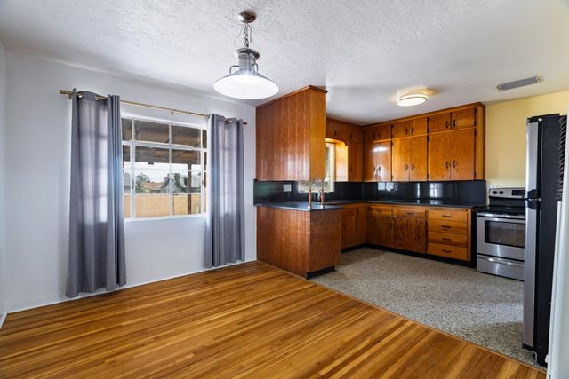 2801 Alvarado Drive NE, Albuquerque, NM 87110