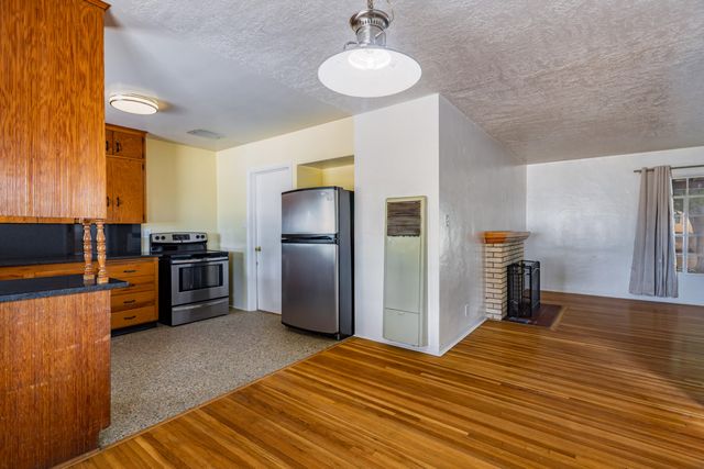 2801 Alvarado Drive NE, Albuquerque, NM 87110