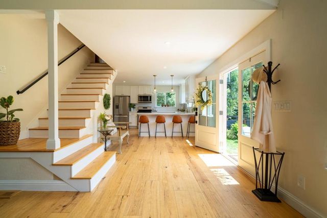 423 Nelson Rd., Scotts Valley, CA 95066