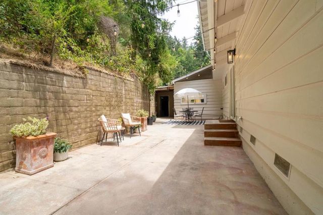 423 Nelson Rd., Scotts Valley, CA 95066