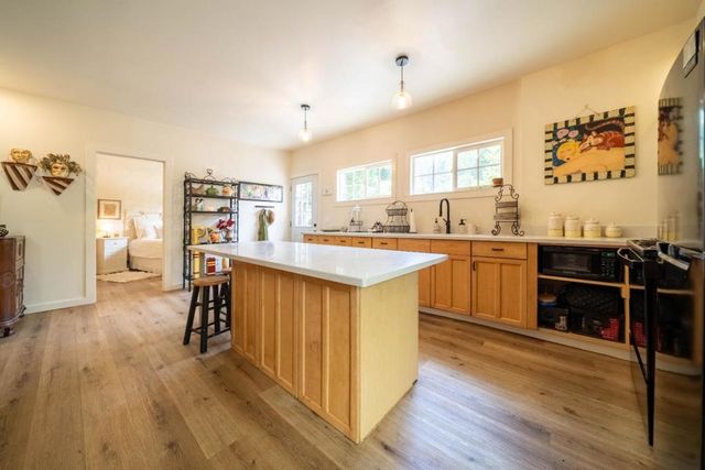 423 Nelson Rd., Scotts Valley, CA 95066