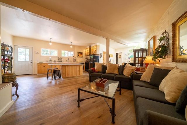 423 Nelson Rd., Scotts Valley, CA 95066