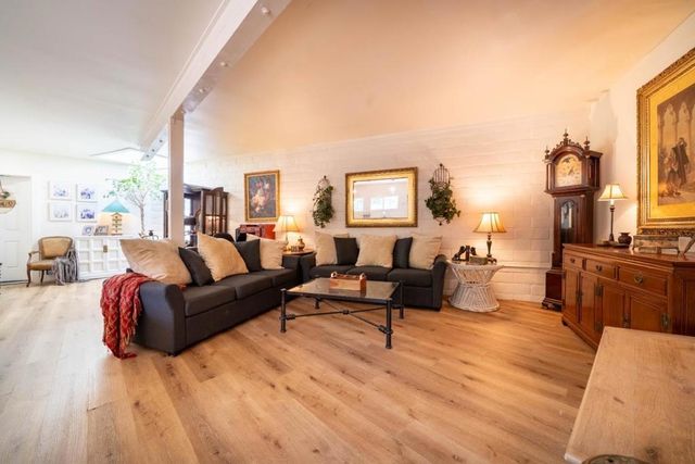 423 Nelson Rd., Scotts Valley, CA 95066