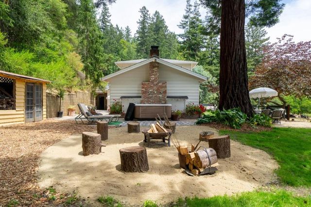 423 Nelson Rd., Scotts Valley, CA 95066