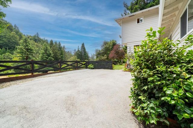 423 Nelson Rd., Scotts Valley, CA 95066