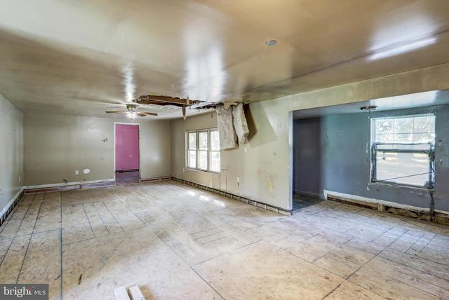 120 WAYNE AVE, Middletown, PA 17057