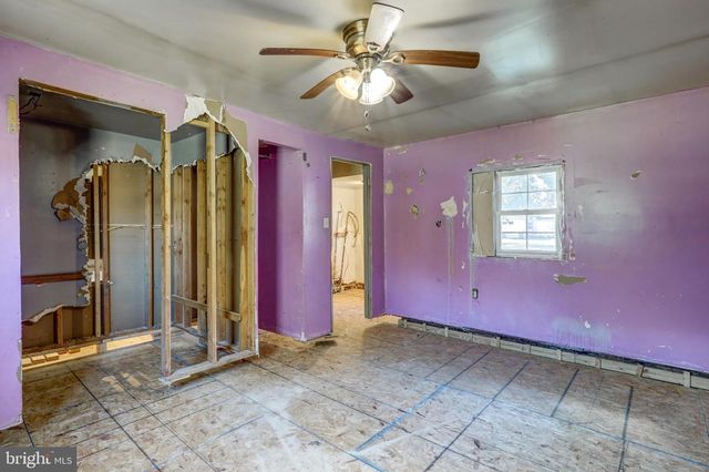 120 WAYNE AVE, Middletown, PA 17057