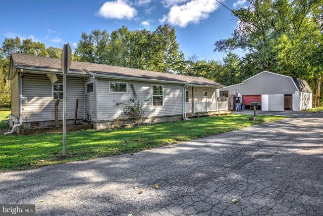 120 WAYNE AVE, Middletown, PA 17057