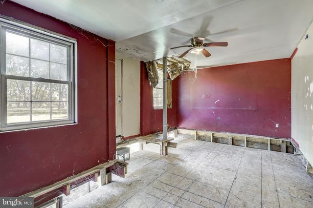 120 WAYNE AVE, Middletown, PA 17057