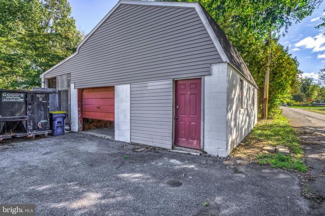 120 WAYNE AVE, Middletown, PA 17057