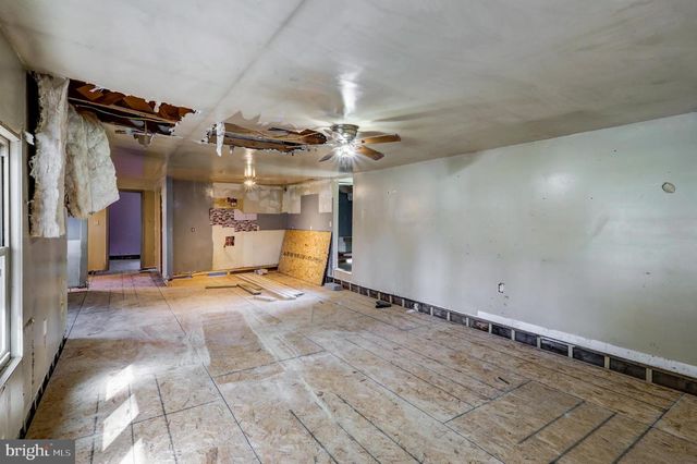 120 WAYNE AVE, Middletown, PA 17057