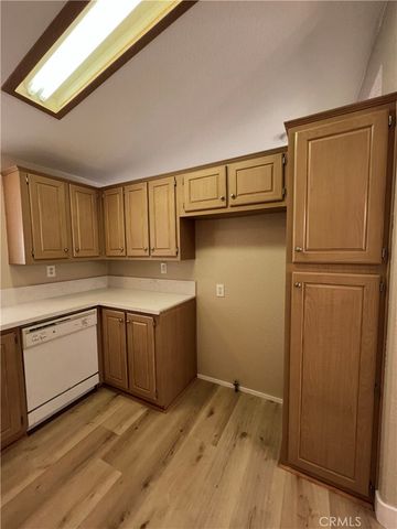 24200 Walnut Street 34, Torrance, CA 90501