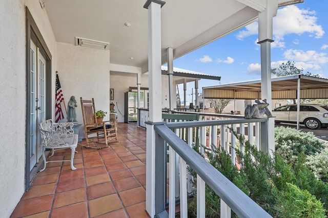 607 W 2nd St, Van Horn, TX 79855