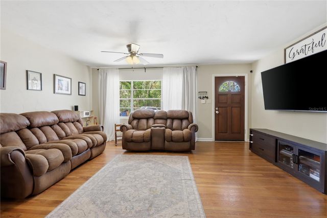 22 VIRGINIA AVENUE, Deland, FL 32724