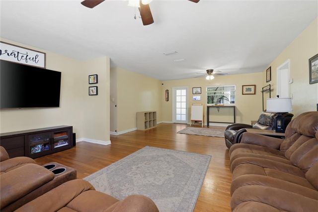 22 VIRGINIA AVENUE, Deland, FL 32724