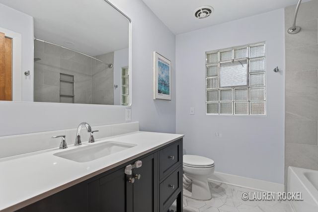 3121 Baker Park Drive SE, Grand Rapids, MI 49508