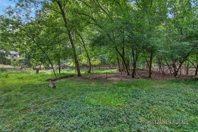3121 Baker Park Drive SE, Grand Rapids, MI 49508