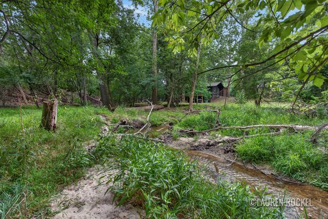 3121 Baker Park Drive SE, Grand Rapids, MI 49508