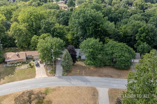 3121 Baker Park Drive SE, Grand Rapids, MI 49508