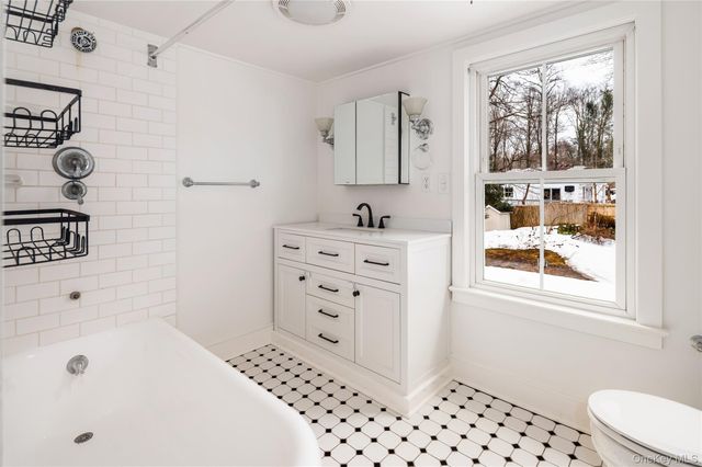 277 Old Post Road, Bedford, NY 10506