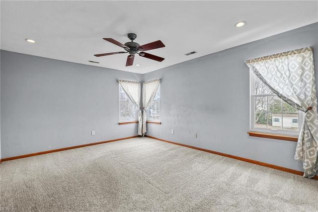 137 Kings WAY, Moyock, NC 27958