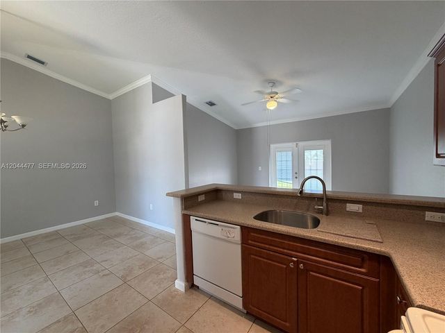 7753 NW 201st Terrace, Hialeah, FL 33015