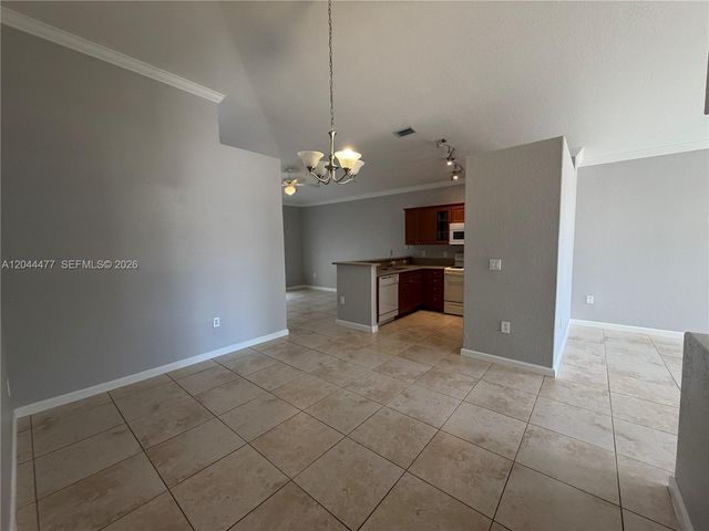 7753 NW 201st Terrace, Hialeah, FL 33015