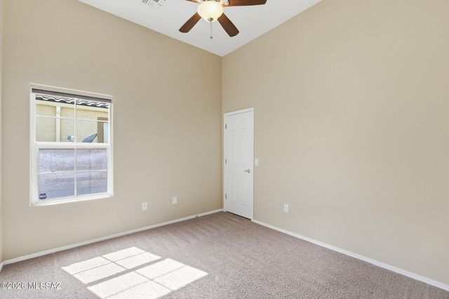 8810 W Irongate Road, Marana, AZ 85653