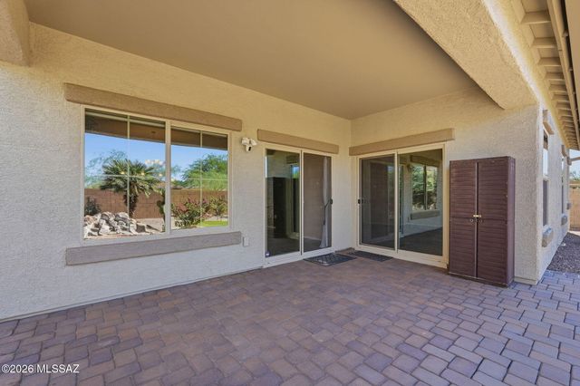8810 W Irongate Road, Marana, AZ 85653