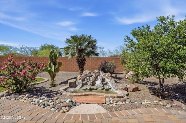 8810 W Irongate Road, Marana, AZ 85653