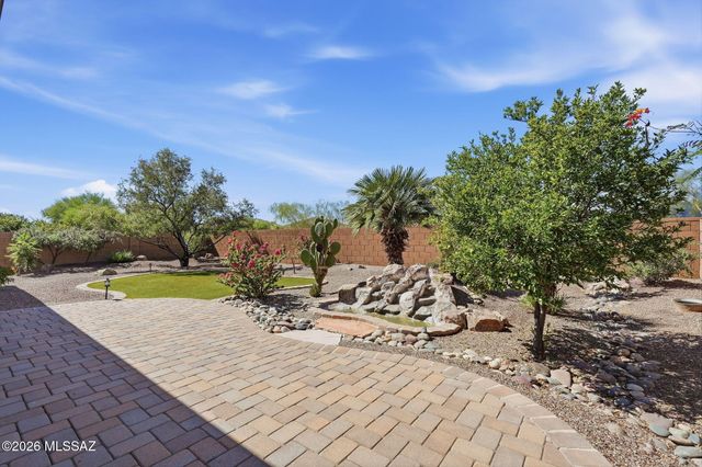 8810 W Irongate Road, Marana, AZ 85653