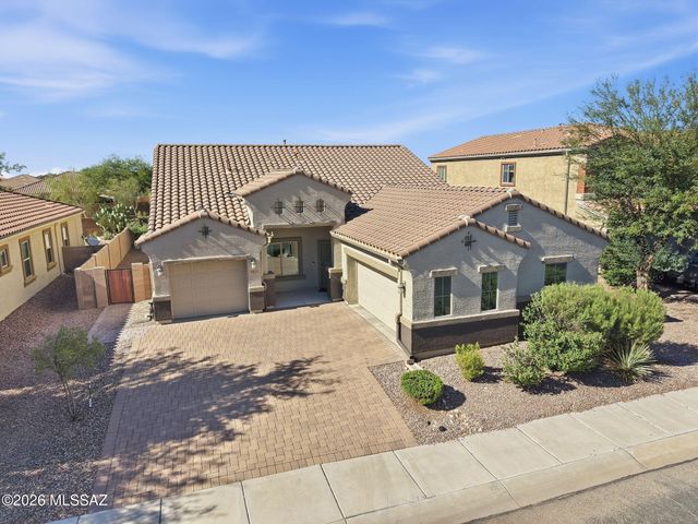 8810 W Irongate Road, Marana, AZ 85653
