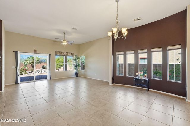8810 W Irongate Road, Marana, AZ 85653