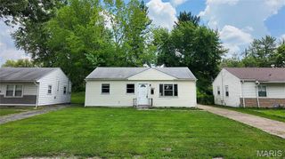 3010 De Porres Lane, St Louis, MO 63114