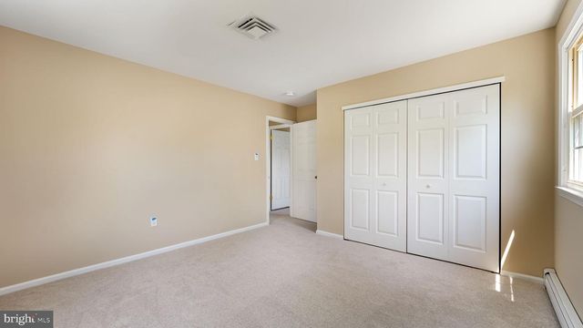 45 SQUIRREL RD, Doylestown, PA 18901