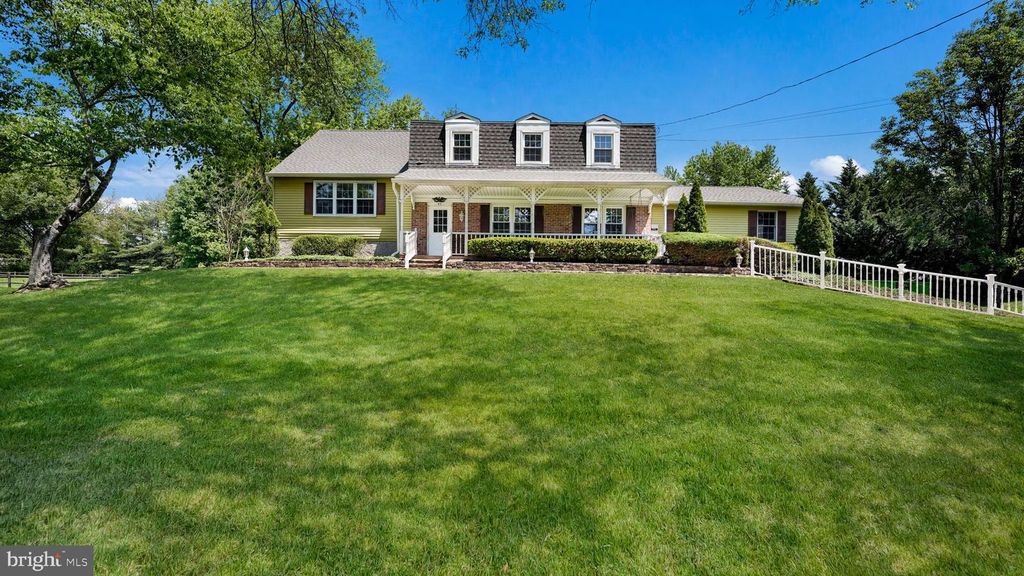 45 SQUIRREL RD, Doylestown, PA 18901