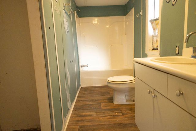 825 Glen Street, Walterboro, SC 29488