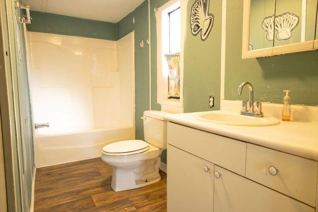 825 Glen Street, Walterboro, SC 29488