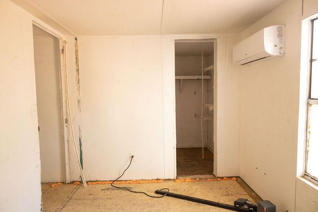 825 Glen Street, Walterboro, SC 29488