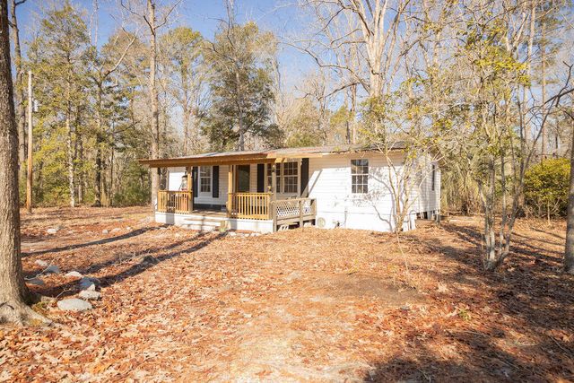 825 Glen Street, Walterboro, SC 29488