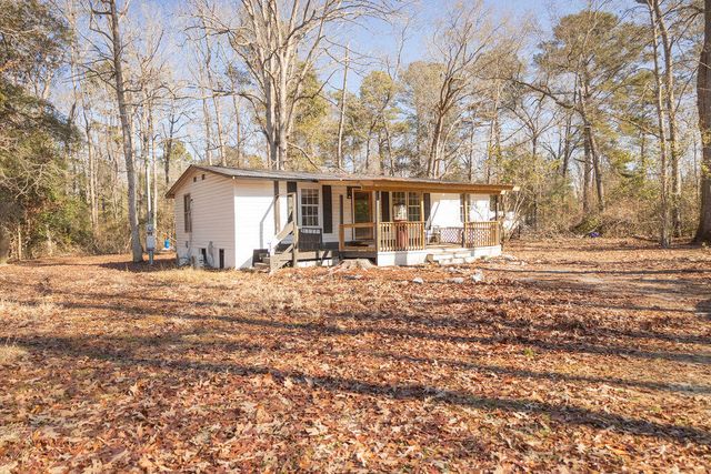 825 Glen Street, Walterboro, SC 29488